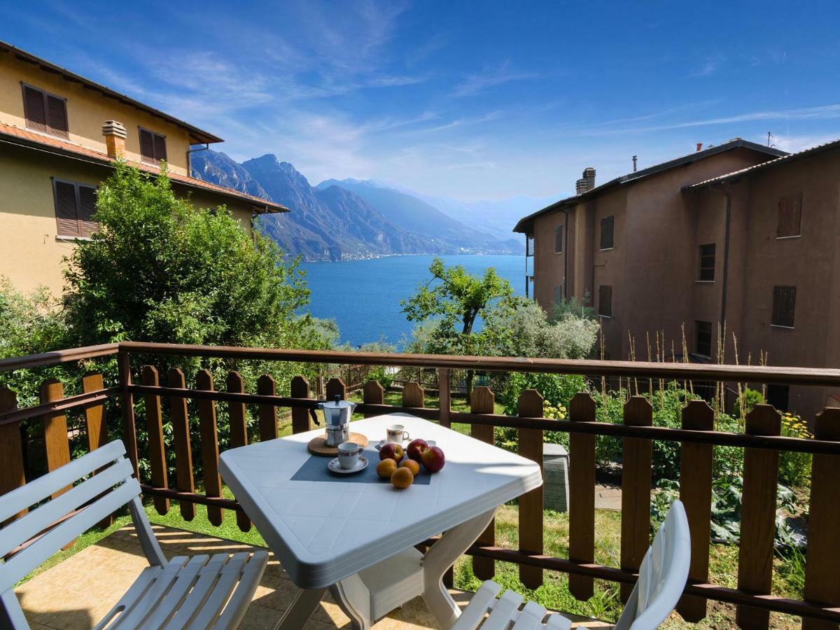 Discesa A Lago With Terrace And Garden On Lake Iseo Riva di Solto Dış mekan fotoğraf